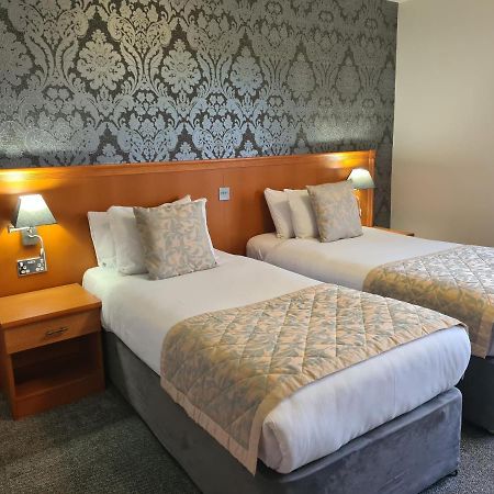 Leitrim Marina Hotel Carrick on Shannon Kültér fotó