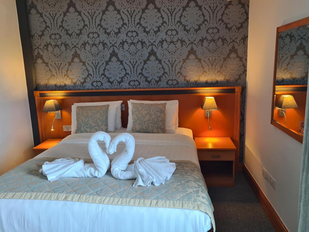 Leitrim Marina Hotel Carrick on Shannon Kültér fotó