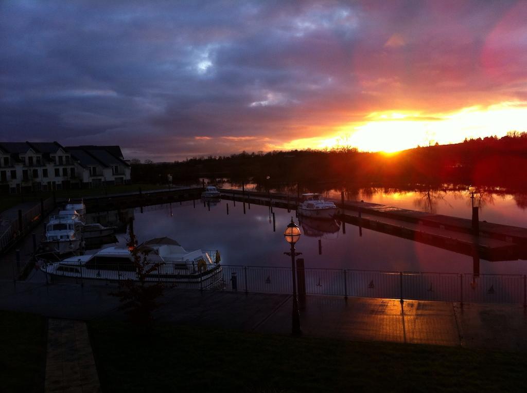 Leitrim Marina Hotel Carrick on Shannon Kültér fotó