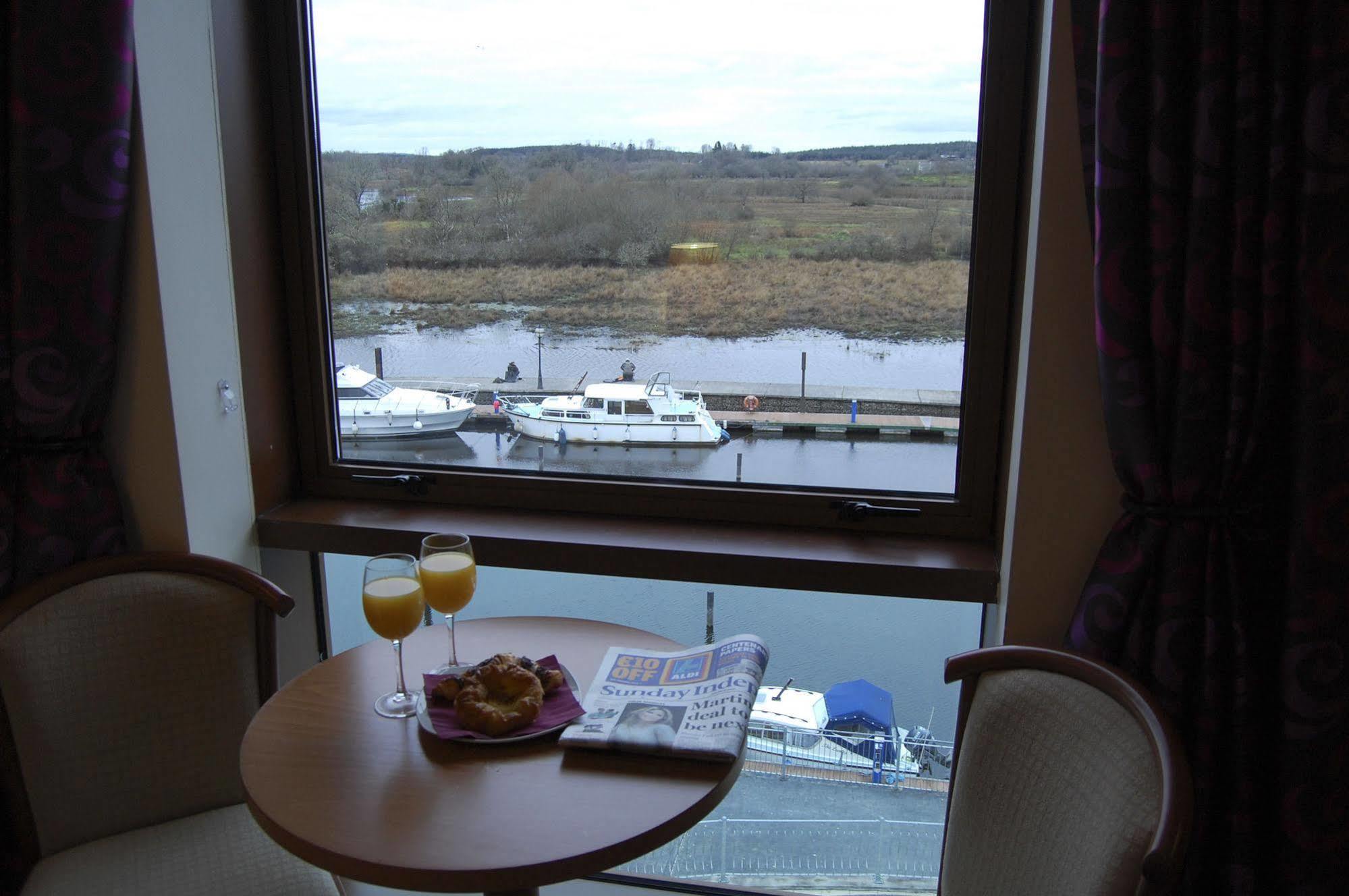 Leitrim Marina Hotel Carrick on Shannon Kültér fotó