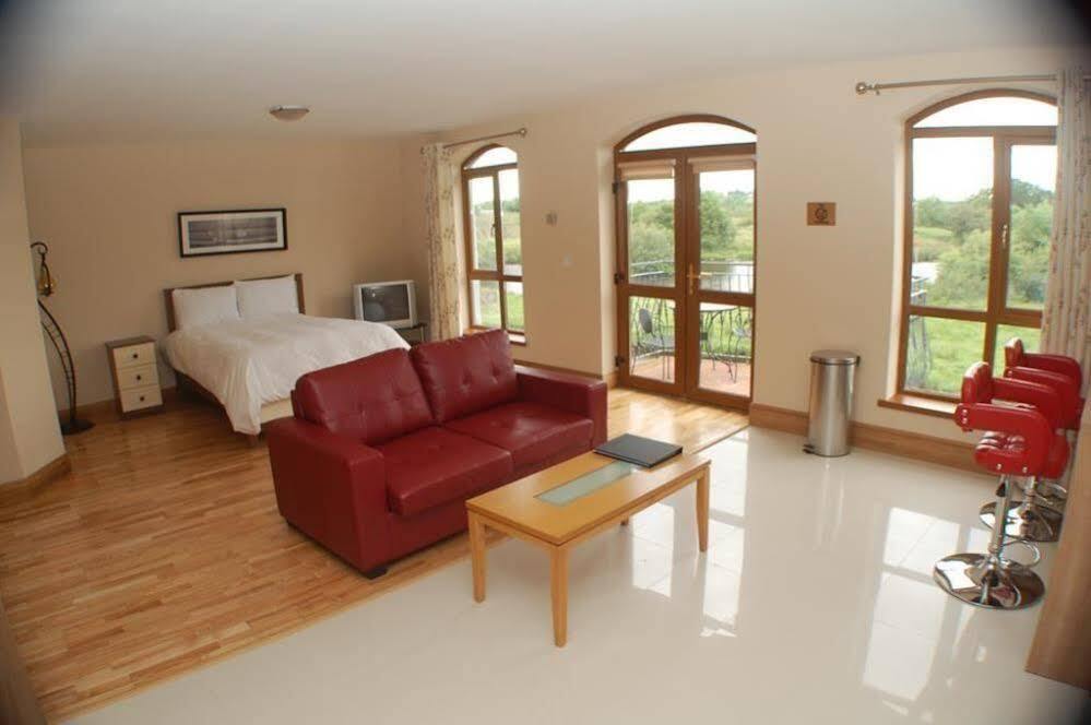 Leitrim Marina Hotel Carrick on Shannon Kültér fotó